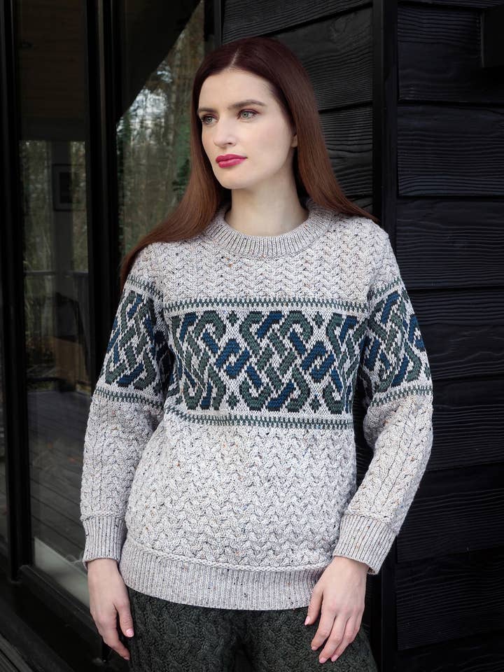 Aran Crafts - Wholesale Knit Sweater - Unisex - UNISEX JACQUARD CREW NECK SWEATER C5349
3