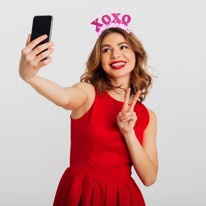 Festive Gal - Wholesale Party Hat/Crown - XOXO Valentines Party Crown Headband2