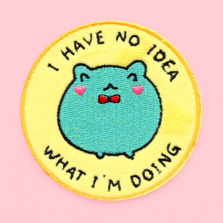 Toppa ricamata a forma di rana con la scritta "Non ho idea di cosa sto facendo" per la vendita all'ingrosso da parte di Fluffmallow (Custom duties for USA are pre-paid by us)
