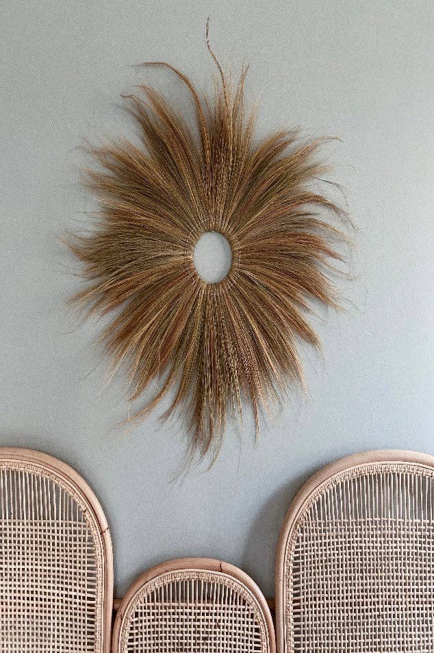 The Straw Studio - Wholesale Wall Accent - Grass Straw Deco1