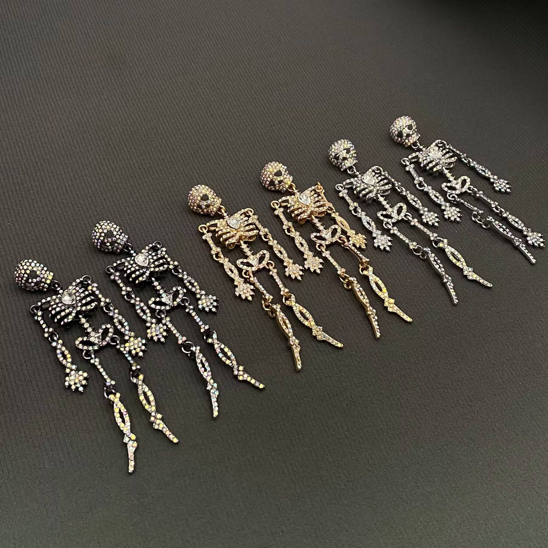 Mio Queena - Wholesale Hangende/ronde oorbellen - Halloween Strass Schedel Skelet Hangende Oorbellen - GT4