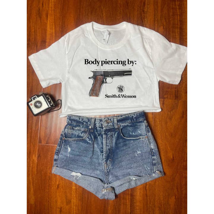 Körperpiercing von Smith and Wesson für den Großhandel von TF