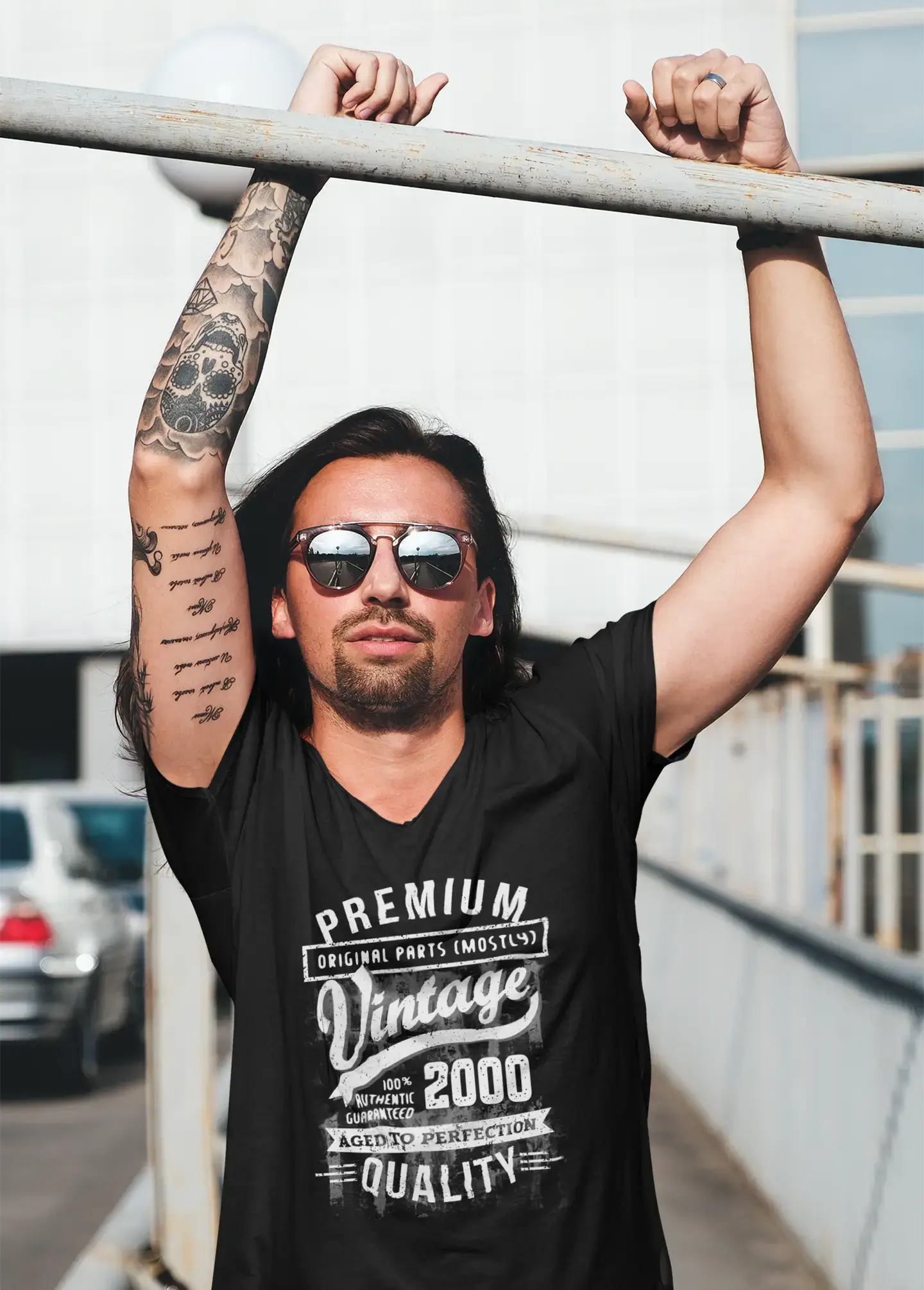 Gris chiné ULTRABASIC - T-shirt cadeau d'anniversaire graphique pour homme, 2000 Aged to Perfection en vente sur Faire8