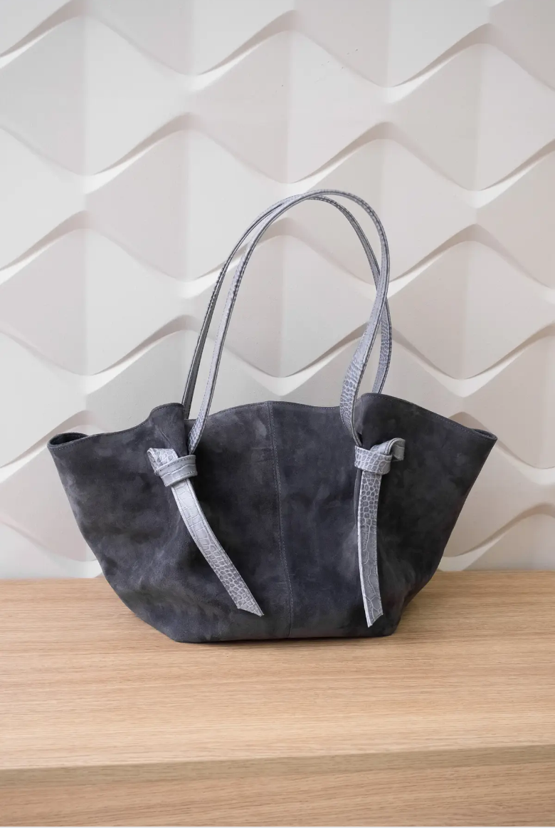 Nenya Fashion Limited – wholesale Top handle bag – women's – SUEDE BAG Ginger3