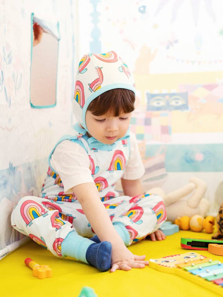 Parker Bonnet - Rainbow Turtle for wholesale by Ameelo