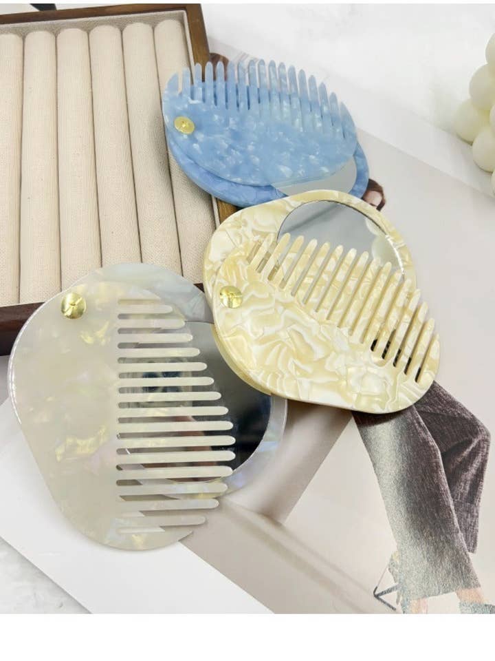 Camerow - Compact Mirror Comb Dual for wholesale by WEST AUSSIE SUPPLIES