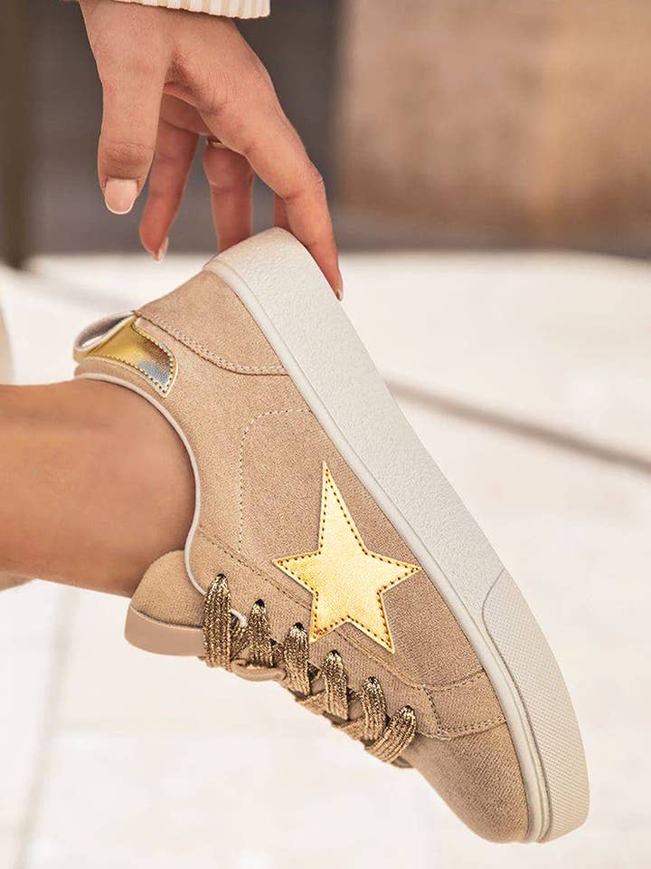 Buckskin Emily Patchwork Lace Up Sneakers for wholesale on Faire2