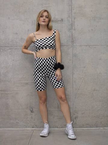 Short de vélo Maddy pour la vente par K.S. Garner