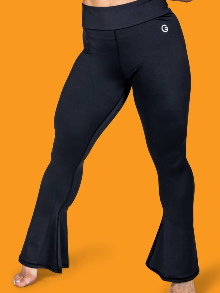 Leggings Next Level Bae con fondo a campana per la vendita all'ingrosso da parte di GRRRL