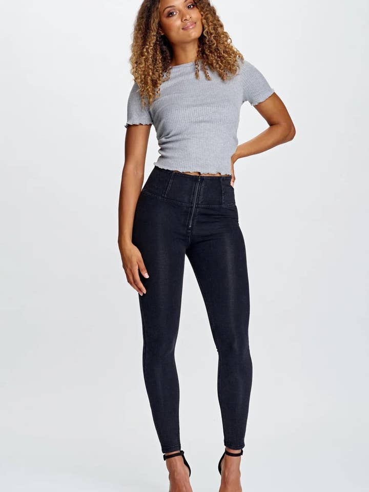 (WRUP4HC002ORG-J7N) WR.UP® con look vaquero, cintura alta hasta el tobillo para venta al por mayor de Freddy Pantroom