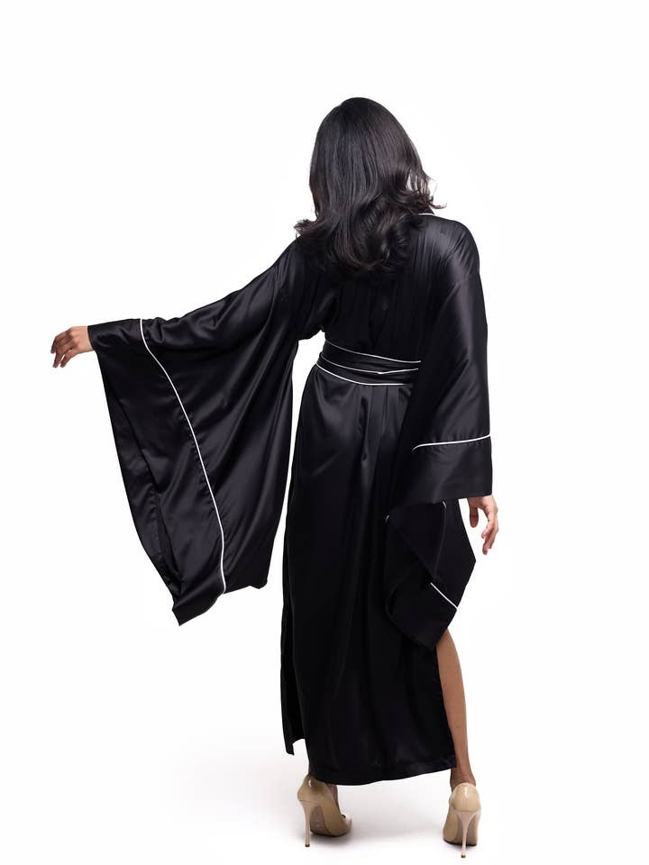 IDENTITY LINGERIE - Wholesale Robe - Women's - 100% Silk Kimono, Silk Dressing Gown, 19 Momme Silk Robe4