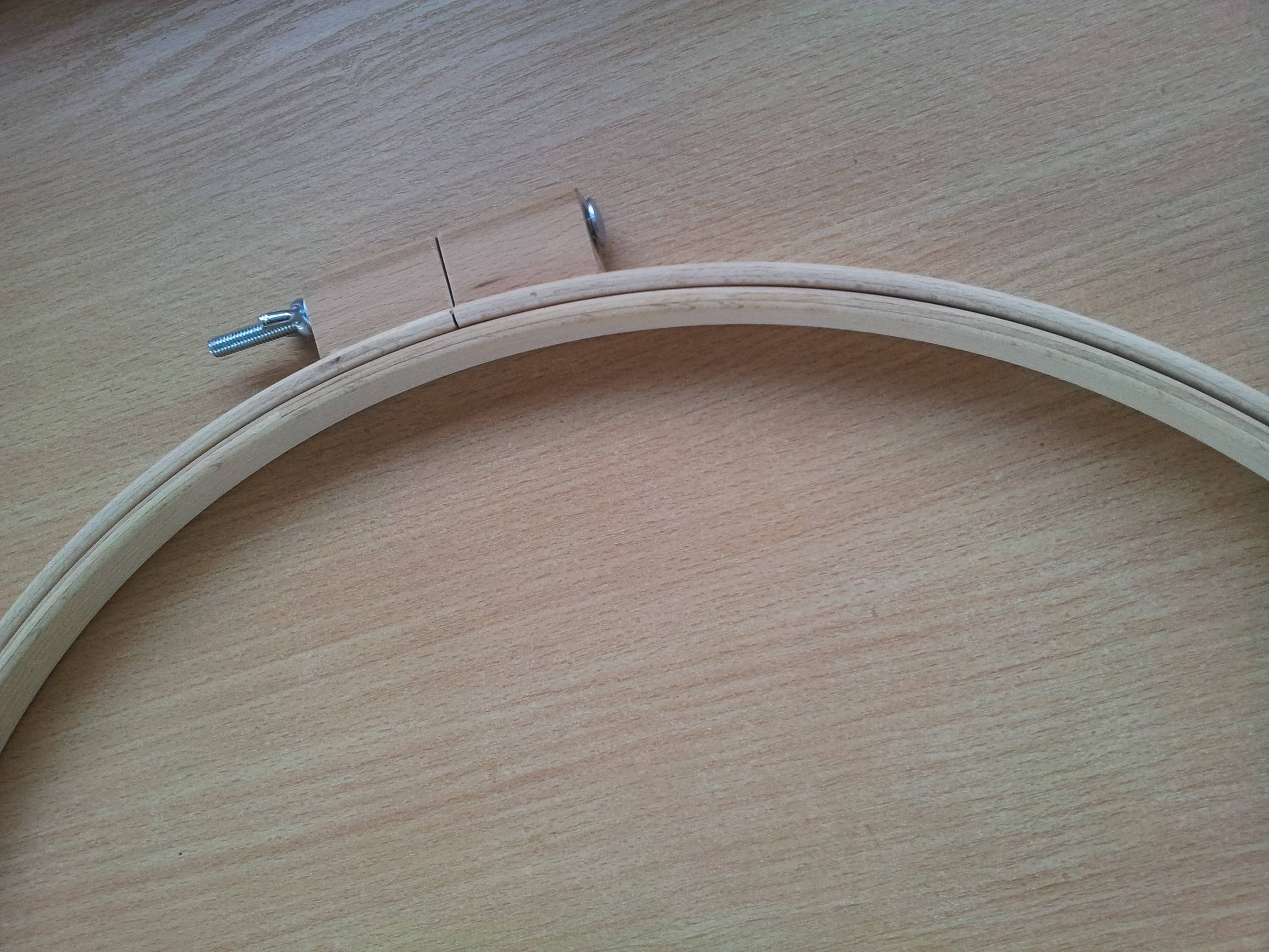 SGN Group LTD - Wholesale Embroidery/Cross Stitch Supplies - Quilting  half frame, wooden quilt stand, embroidery holder2