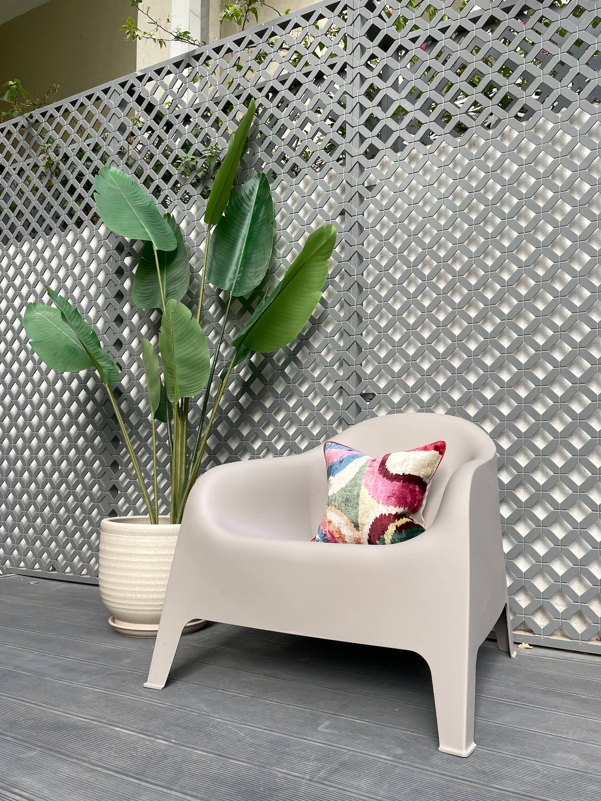 Mila∞Miro by Emelie - Wholesale Throw Pillow Cover - Velvet Ikat Cushion Picasso | Velvet Ikat Pillow Cover7