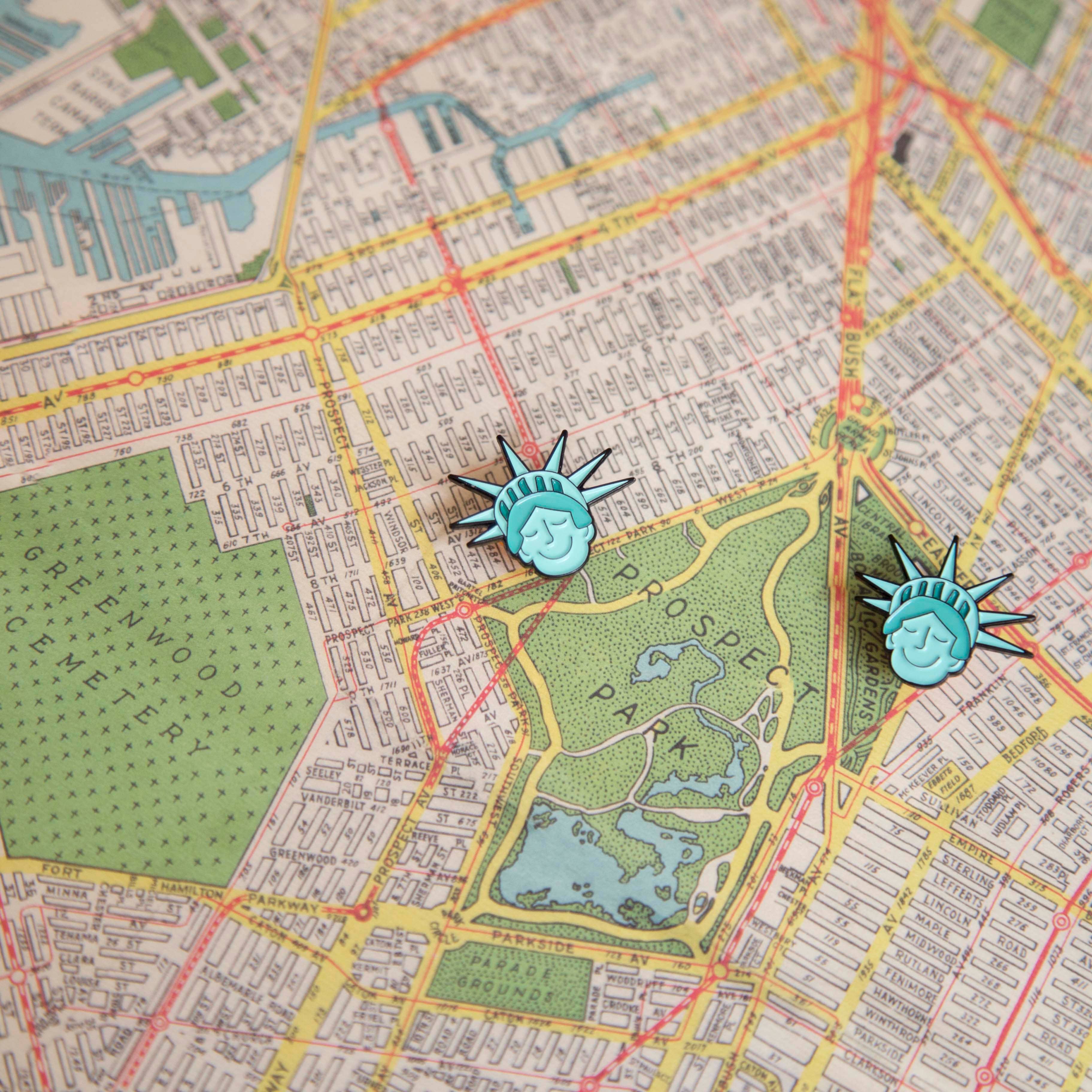 CaraCaraNYC - Wholesale Lapel Pin/Button - Sweet Lady Liberty 1" Enamel Pin7