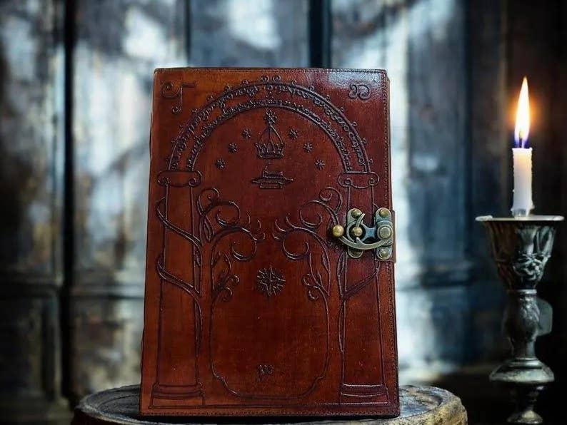 MNM HANDICRAFTS - Vente Journal intime - Carnet artisanal portes de Durin du Seigneur des Anneaux1