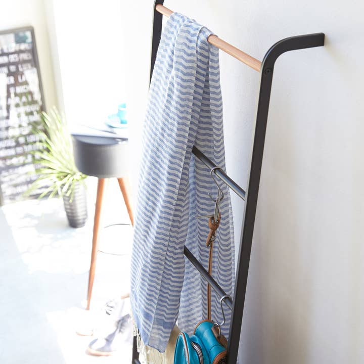 Yamazaki Home - Wholesale Free Standing Shelf - Tower Blanket Ladder - Steel4