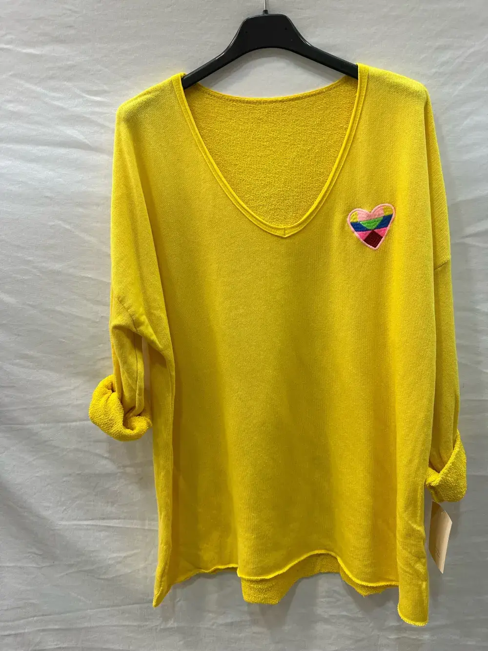 Mimi & Gogo - Wholesale Sweatshirt - Women's - Embroidered heart sweatshirt in multiple colors @5105_SweatMultiCoeu2