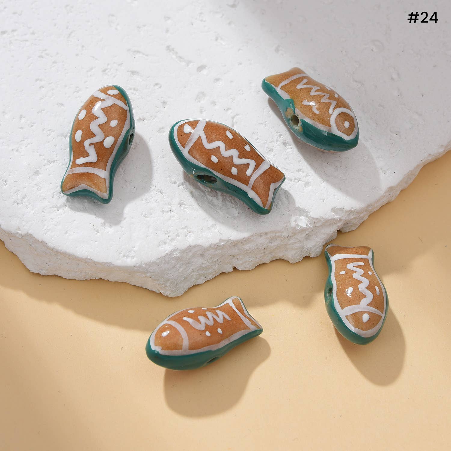 Beads Creation – wholesale Pärlor – Handmålade djurkeramikpärlor med stort hål Smycken ORG3043