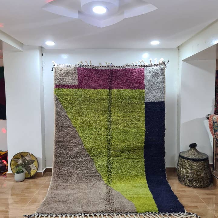 HÅNDLAVEDE TÆPPER MAROKKANSKE TÆPPER 200 - 300 cm 268 for engroshandel hos Maroccarpets Poufs and pillows wholesale +31648976894