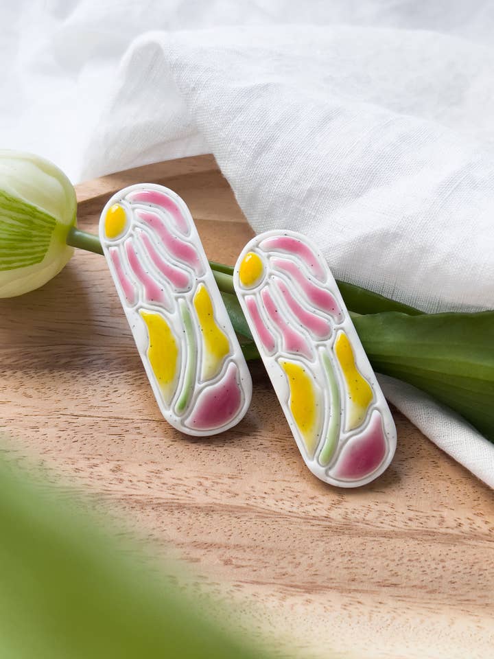 Col J ✦ Handbeschilderde Faux-Keramische Bloemen Haarspeld voor wholesale door KLAEI DESIGN STUDIO