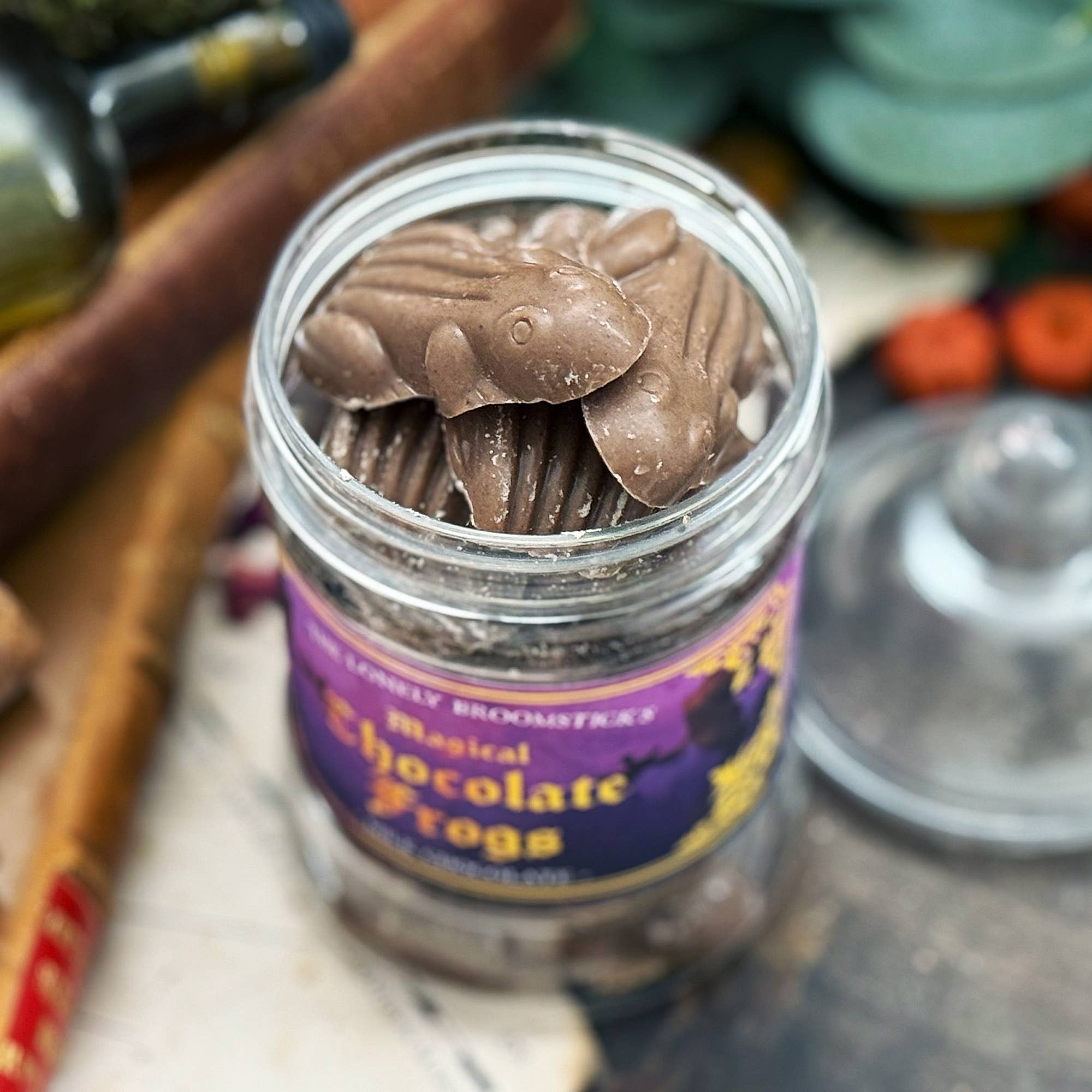 The Lonely Broomstick – wholesale Chocolate – Chocolate Frogs Jar1