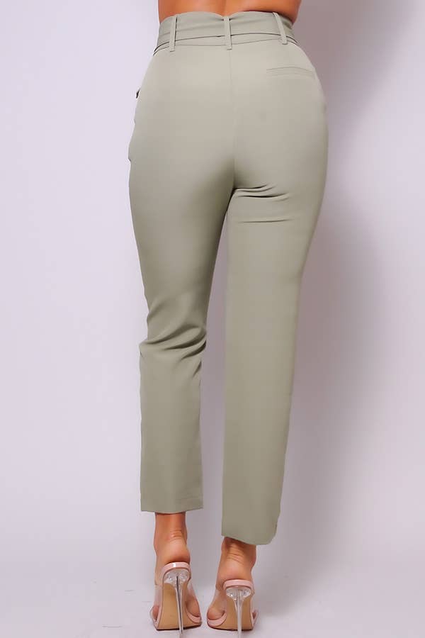 OLIV OOTD VIBBAR BÄLTADE BYXOR för wholesale på Faire2