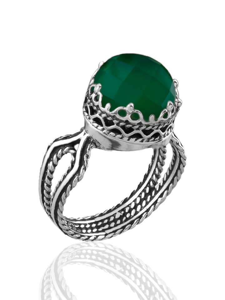 Bague en argent pour femme avec pierre précieuse en agate verte artistique pour la vente par Filigranist Jewelry