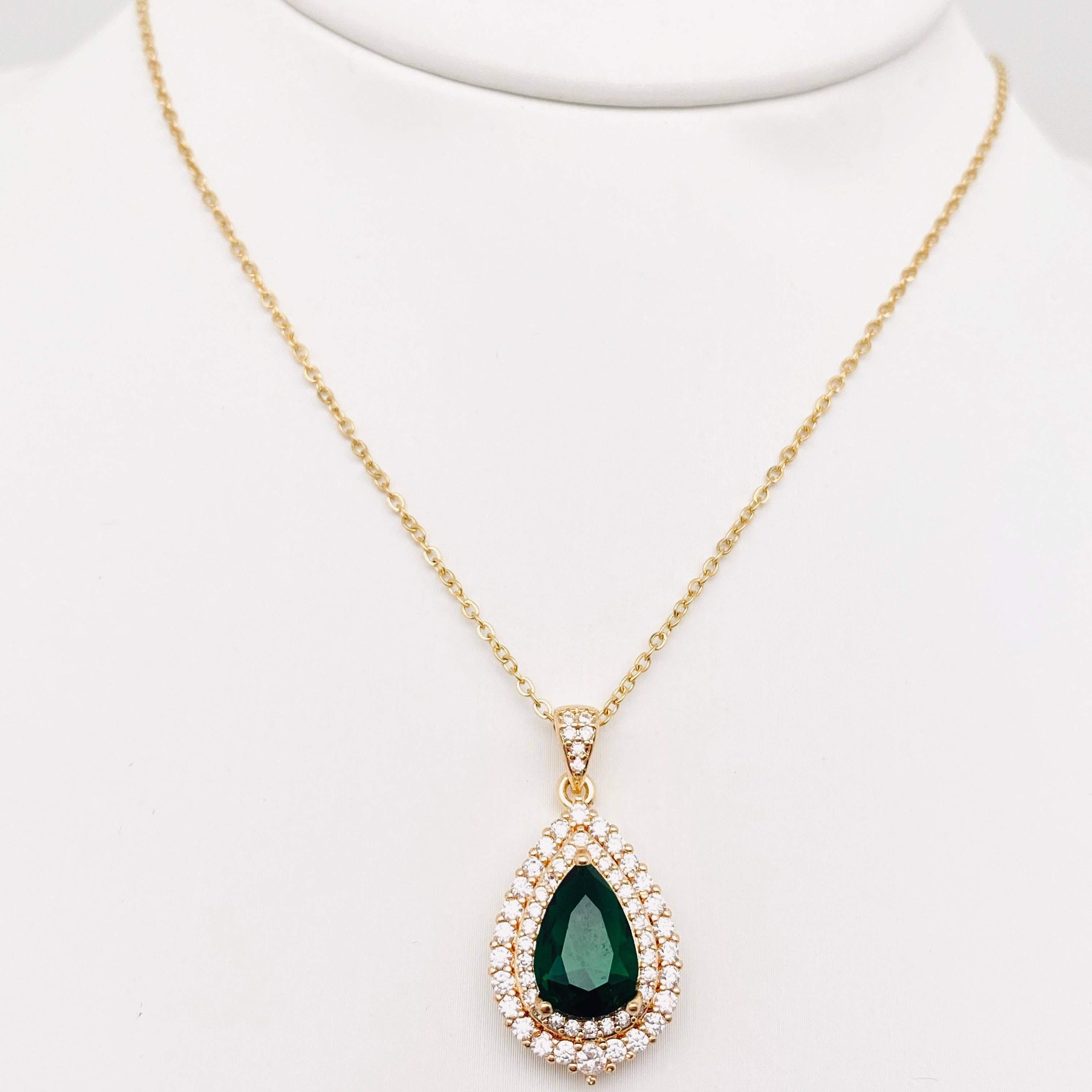 Mio Queena - Wholesale Pendant/Charm Necklace - Green Zircon Pendant Stainless Steel Necklace6