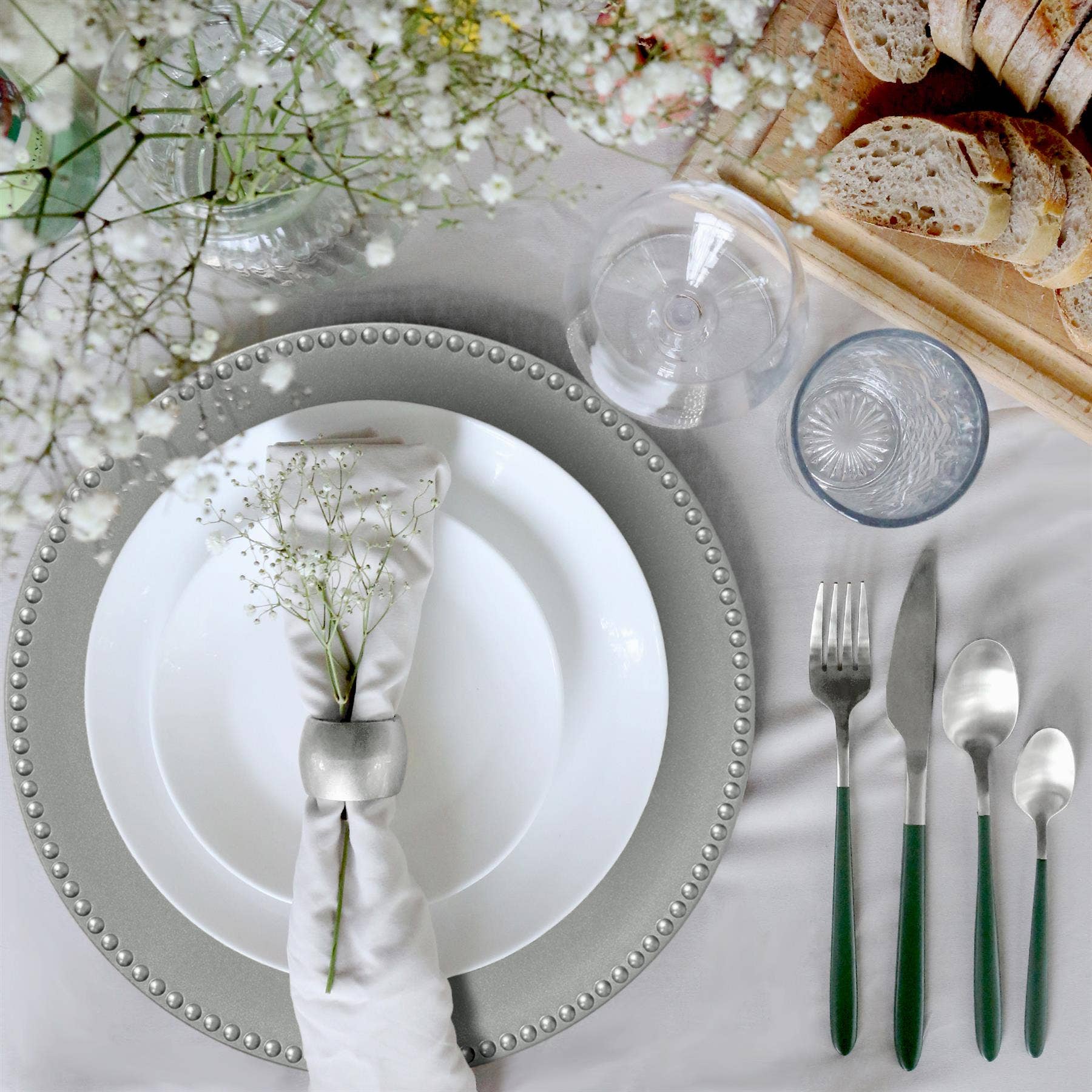 Rinkit Ltd - Wholesale Charger Plate - Round Beaded Charger Plate - 33cm9