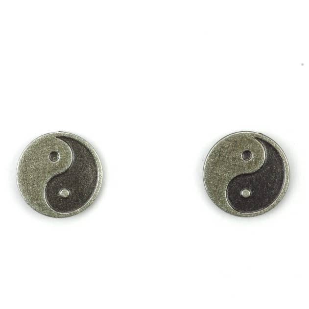 Poste Yin Yang pour la vente par Beautiful Medusa