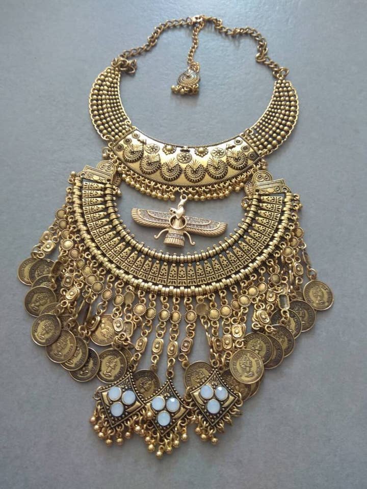 Golden necklace, Zoroastrian tribal coins, Persian god Ahuramazda for wholesale by Wonderlandmc