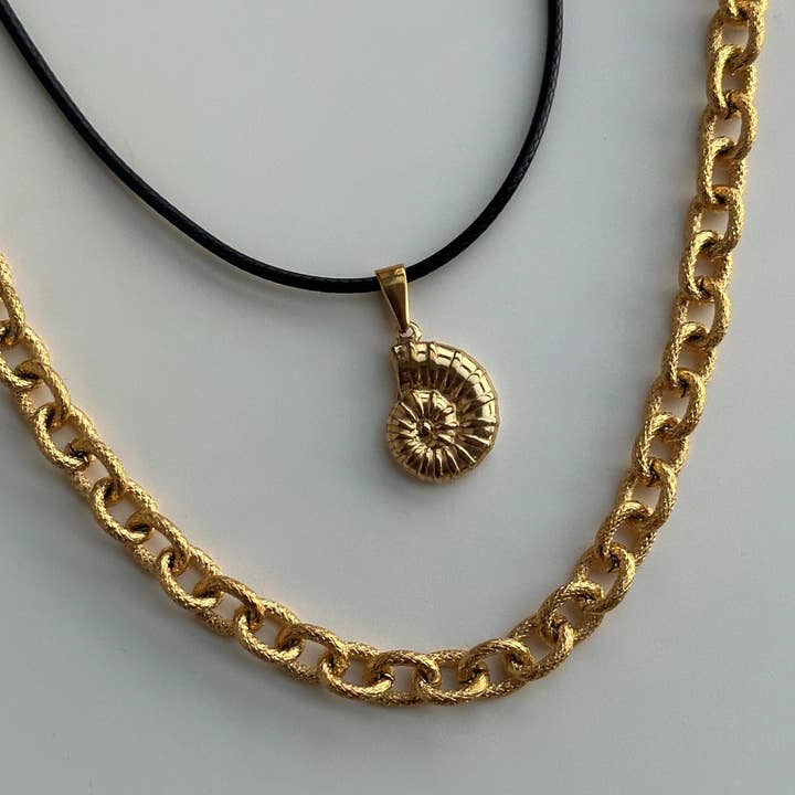 Bloo and Ro – wholesale Link & chain necklace – The “Layer Me” Threaded Rope Necklace