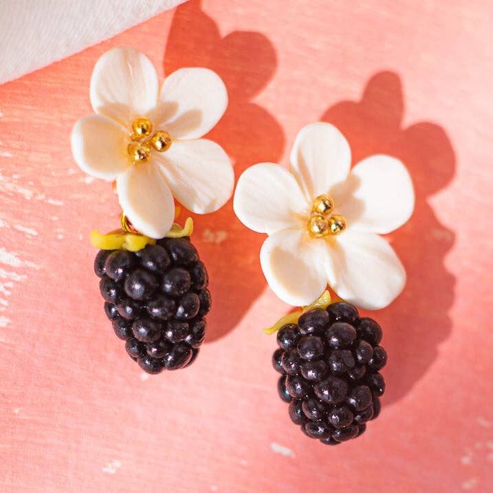 Wild Blackberry Örhängen för wholesale av Lulou Bijoux
