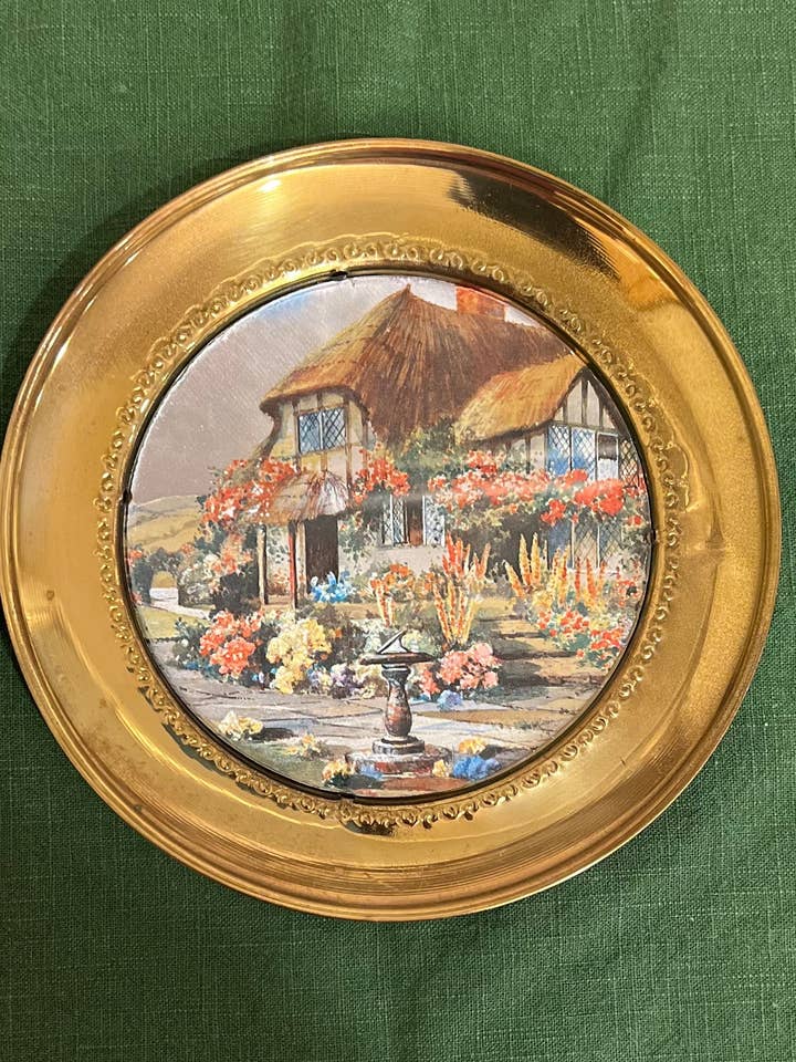 Plato de Pared de Jardín de Cabaña Vintage KB para venta al por mayor de Kensington Barry