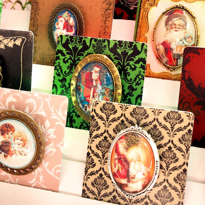 Asunder Bazaar - Wholesale Brooch - 20pc Vintage Christmas Brooches on Cards 18