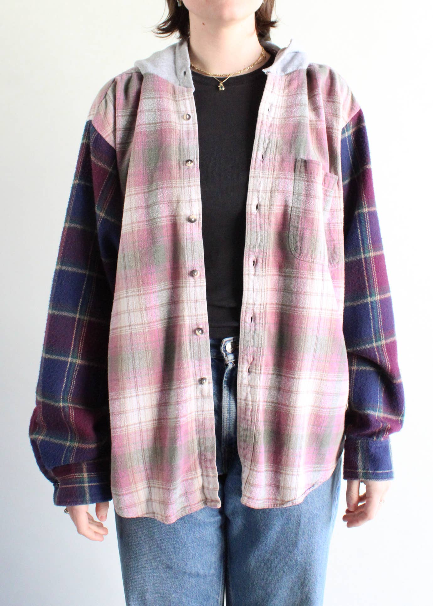 American Recycled Clothing - Wholesale Shirt Jacket/Shacket - Women's - Flannel Shirt Jacket Bundle3