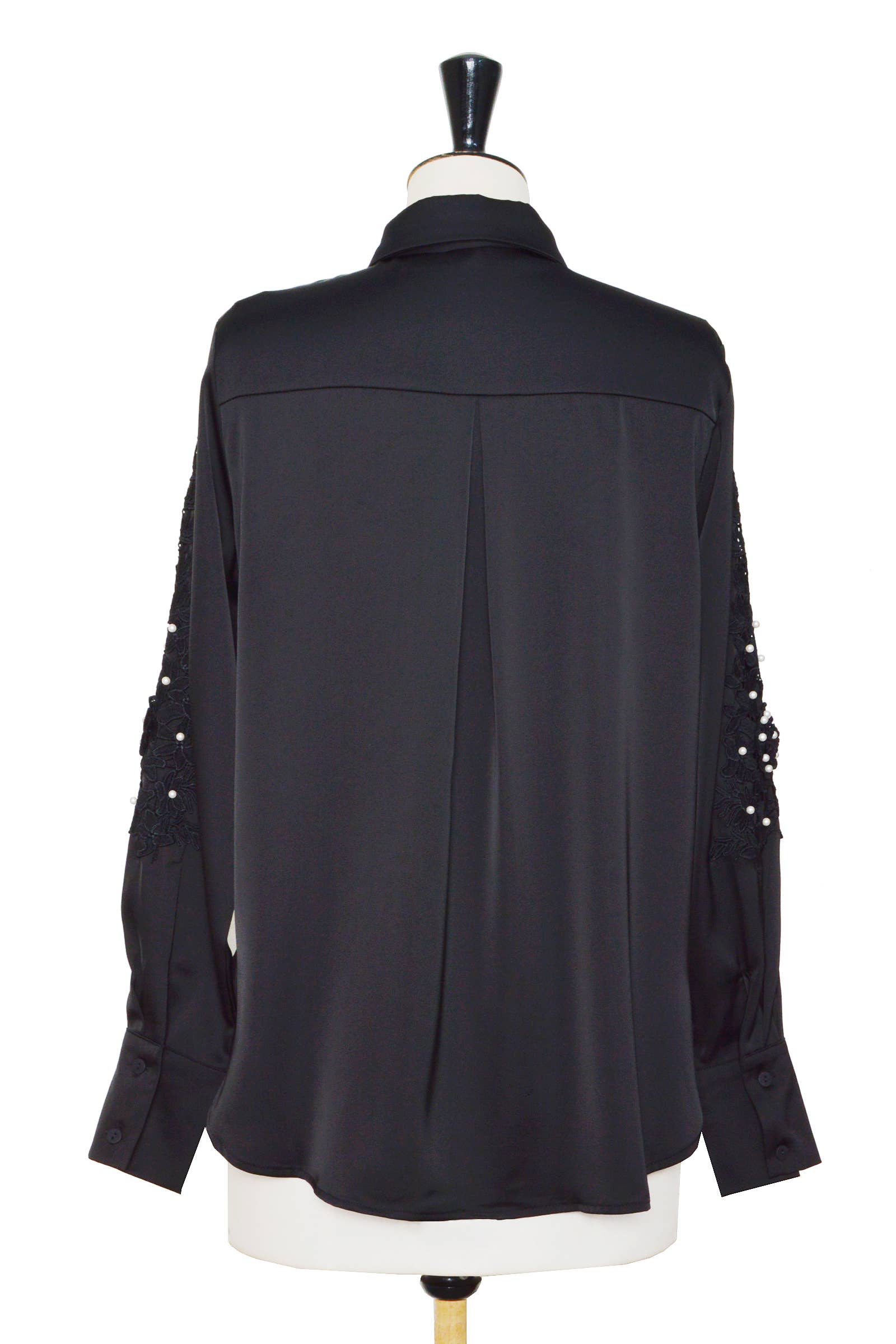 ELLI WHITE - Wholesale Button Down Shirt - Women's - Shirt adorned with embroidery and beads14