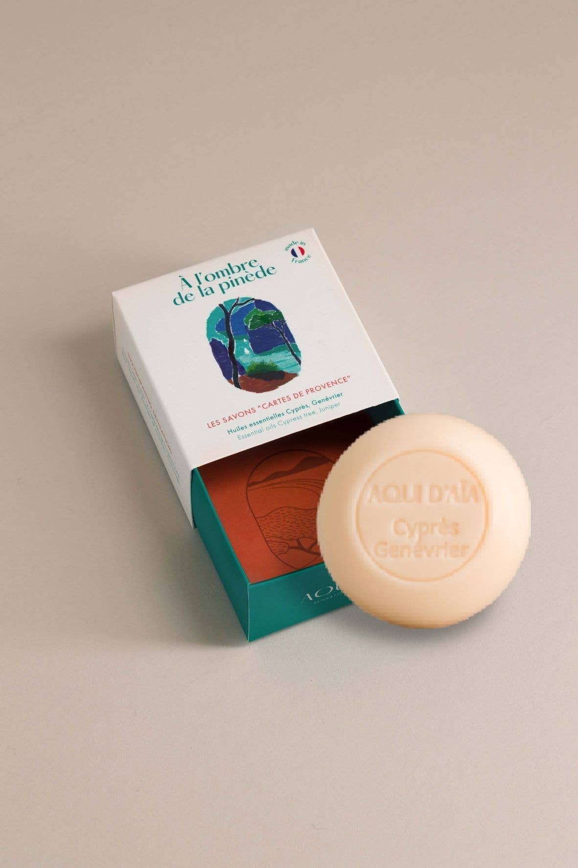 MAITRE SAVONITTO - Venta al por mayor Pastilla de jabón - Jabón de Ciprés y Enebro en caja tipo cajón 100 g0