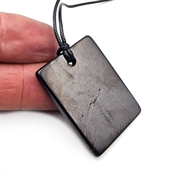 Shamans Crystal – wholesale Individual charm/pendant – Genuine Shungite Pendants28