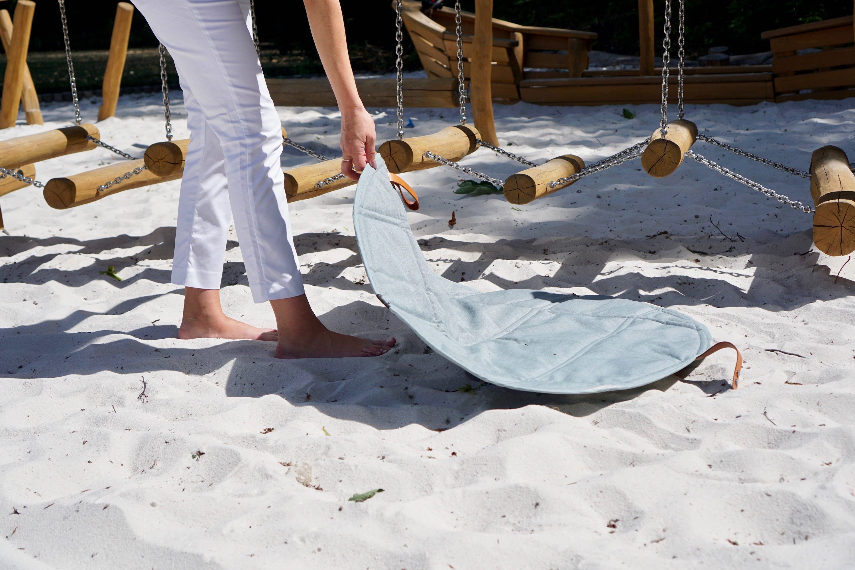 Labbvenn – Engroshandel Kæledyrsmåtte – Hund – Okka kompakt og alsidig rejsemåtte til kæledyr14