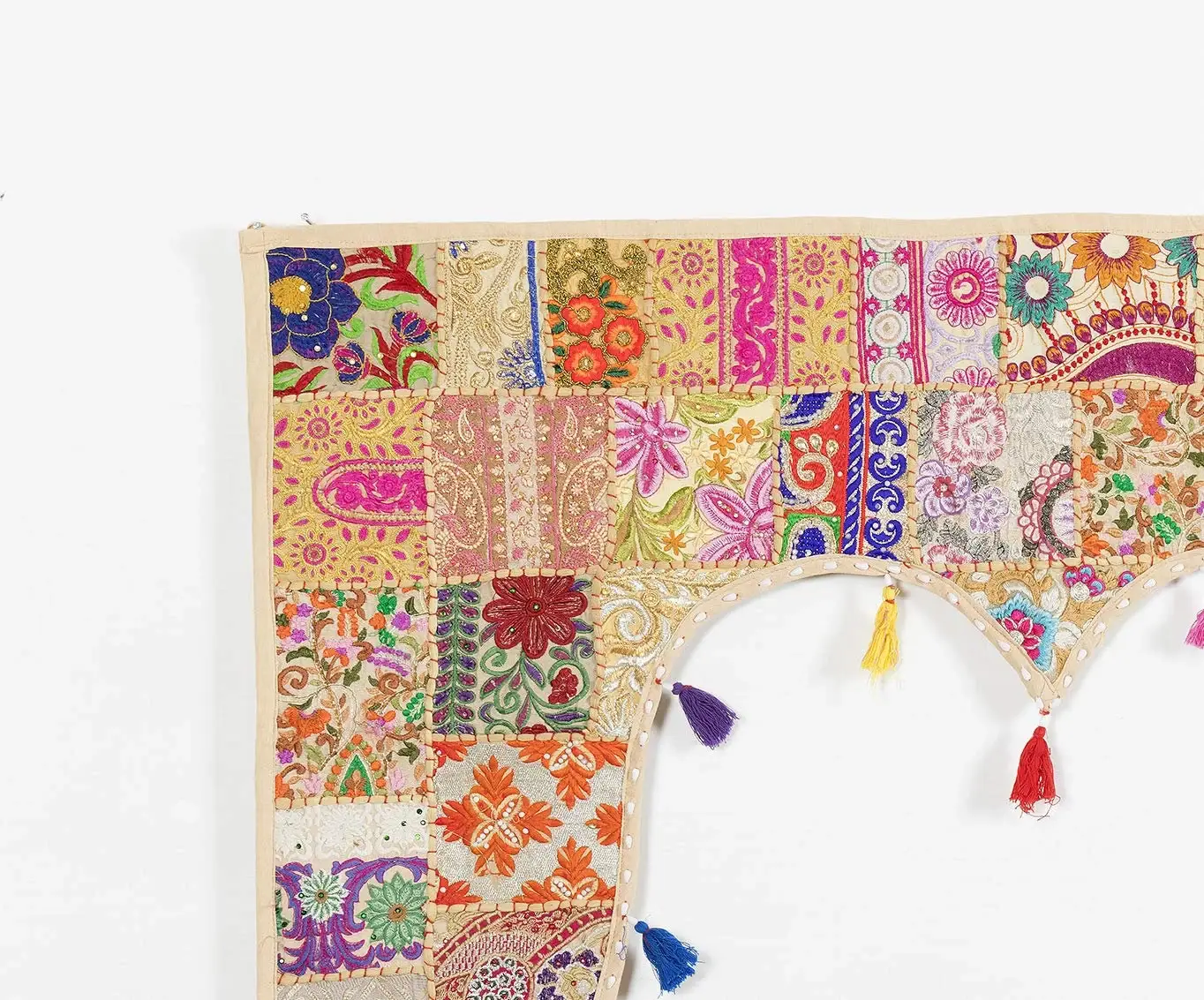 GYPSY STUDIO - Wholesale Tapestry/Textile - Handmade Patchwork Wall Tapestry Door Decorative Valance1