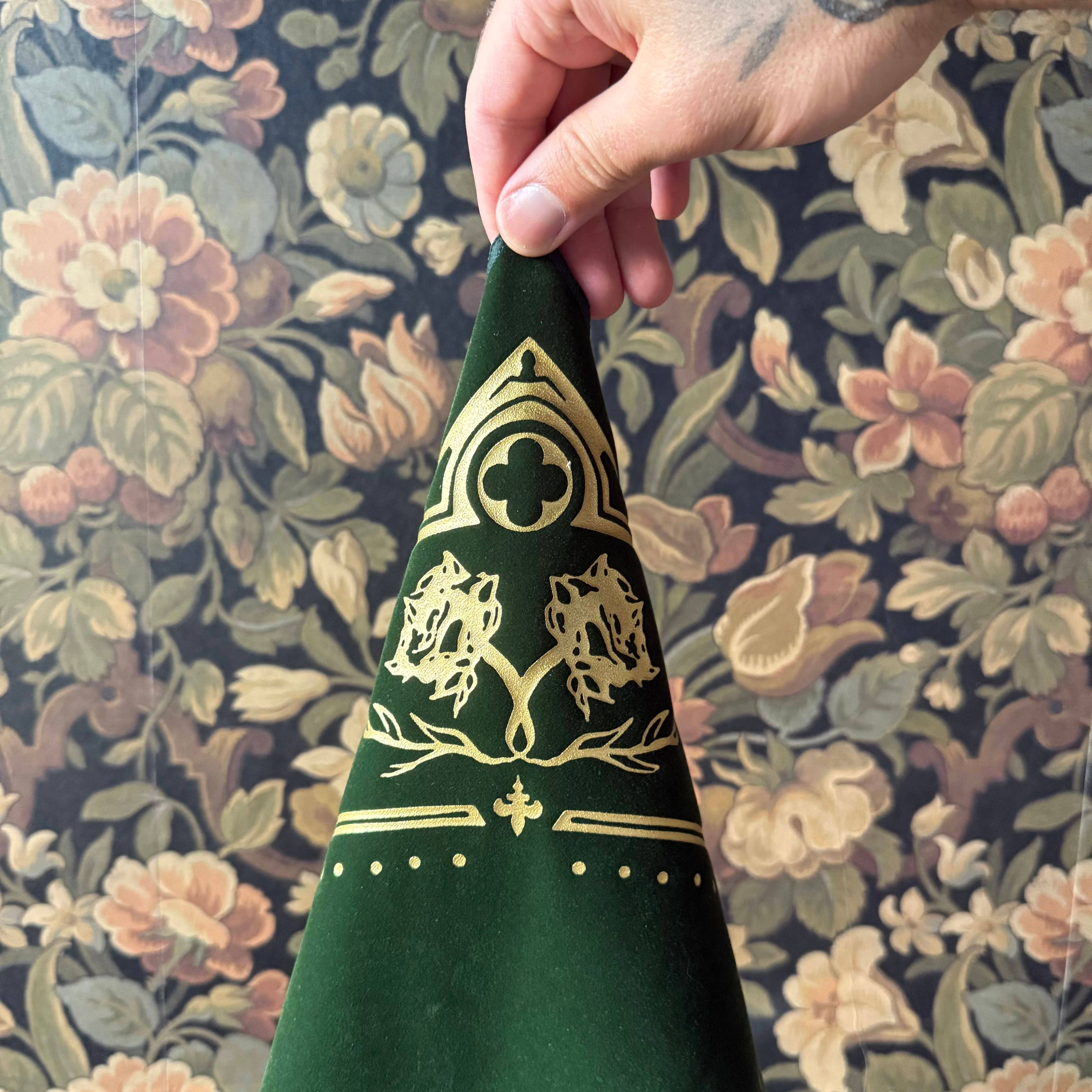 Erethereal - Wholesale Tapestry/Textile - Eclipsa Altar Cloths3