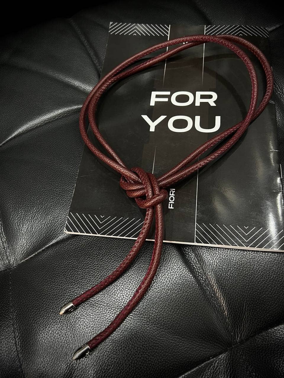 Design company-Fatma Balkir – Großhandel Gürtel – Damen – Schicker Damen-Gürtel aus veganem Kunstleder.5