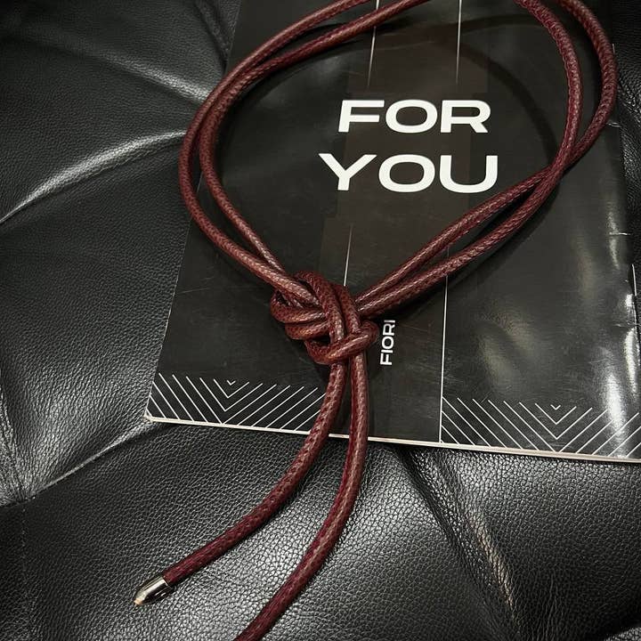 Design company-Fatma Balkir – Großhandel Gürtel – Damen – Schicker Damen-Gürtel aus veganem Kunstleder.5