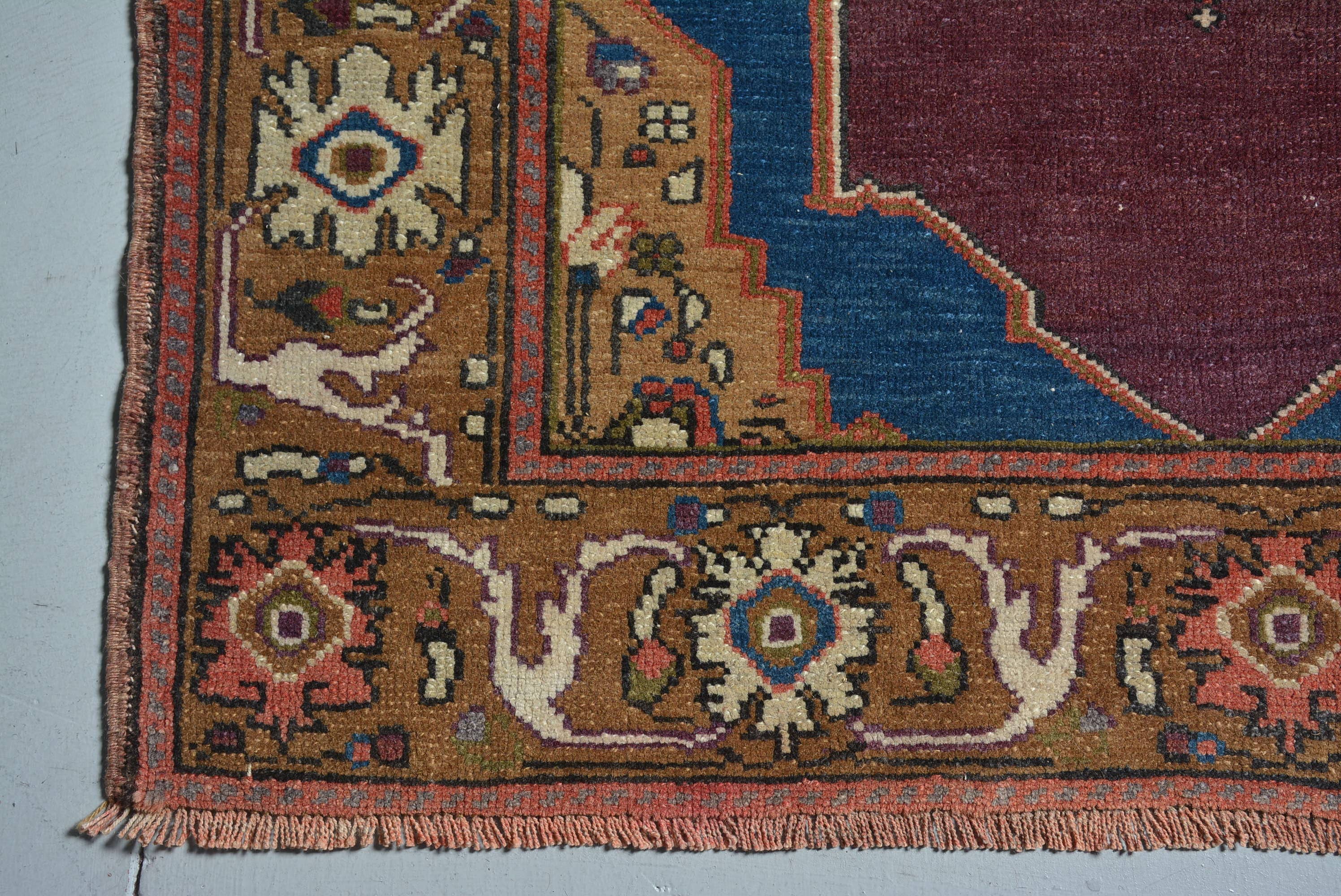 The Loom Wholesale - Wholesale Runner Rug - Vintage Burgundy Geometric Wool Rug7