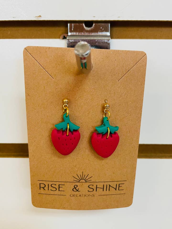 Jordbær Dingles for engroshandel hos Rise and Shine Creations