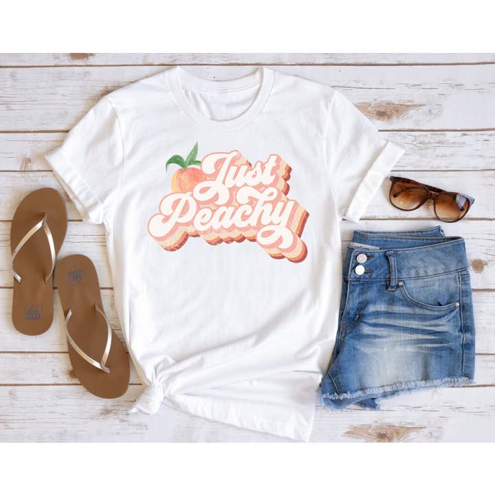 Just Peachy Shirt voor wholesale door Wild & Untamed Designs
