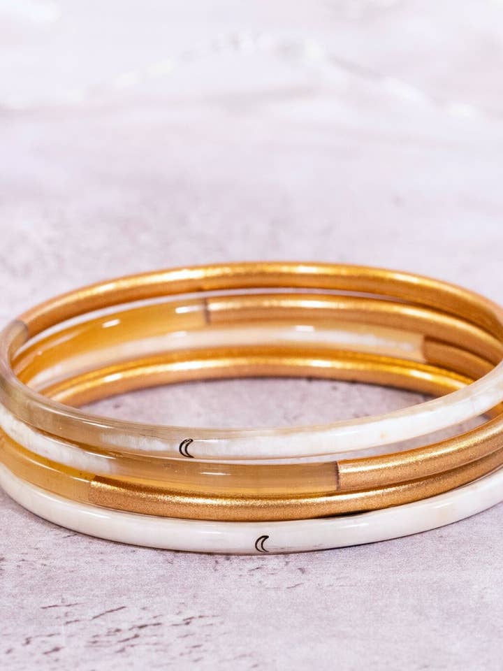 3mm Armband aus Champagnerhorn Nr. 02 für den Großhandel von JolieJulie-MaLune-VentiLLo