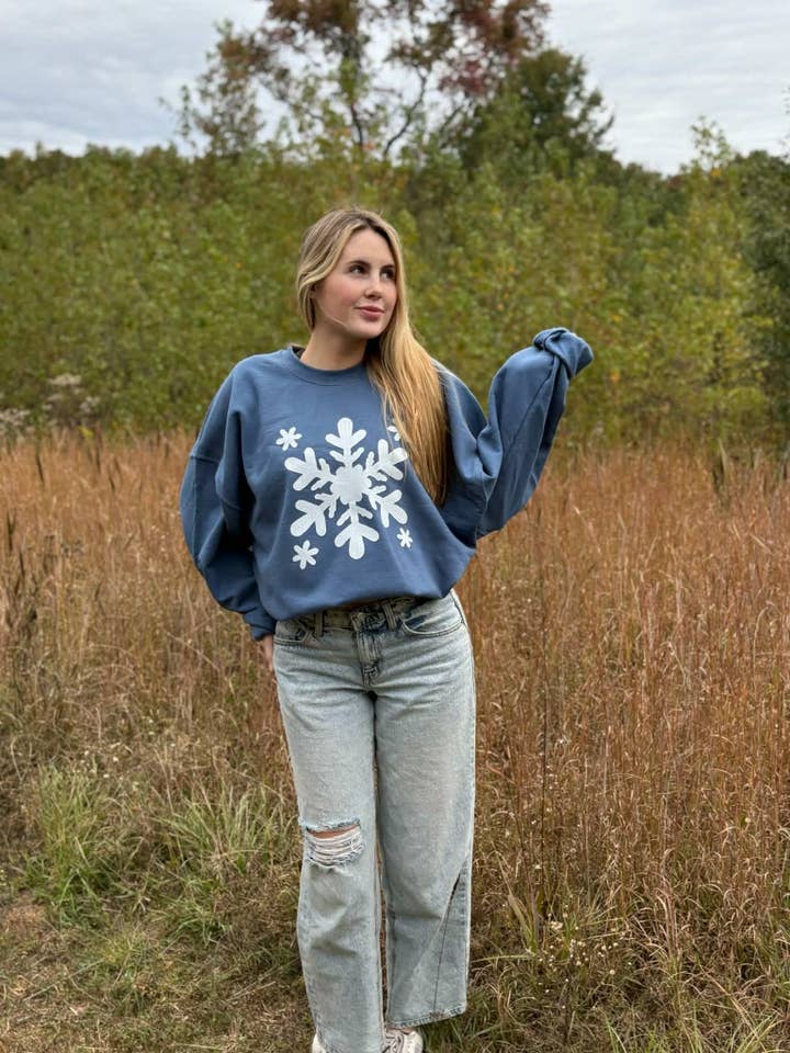 FAUX YARN SNOWFLAKE SWEATSHIRT for wholesale by Adelle Linen