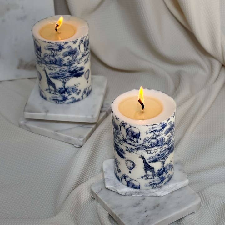OH MY BOX - Wholesale Pillar Candle - Toile Safari Candle | Elegant Home Decor Gift7
